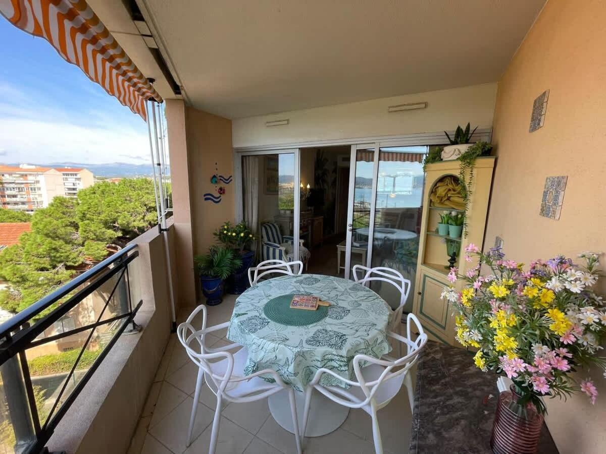 Le 497 - Vue Et Piscine Cannes
