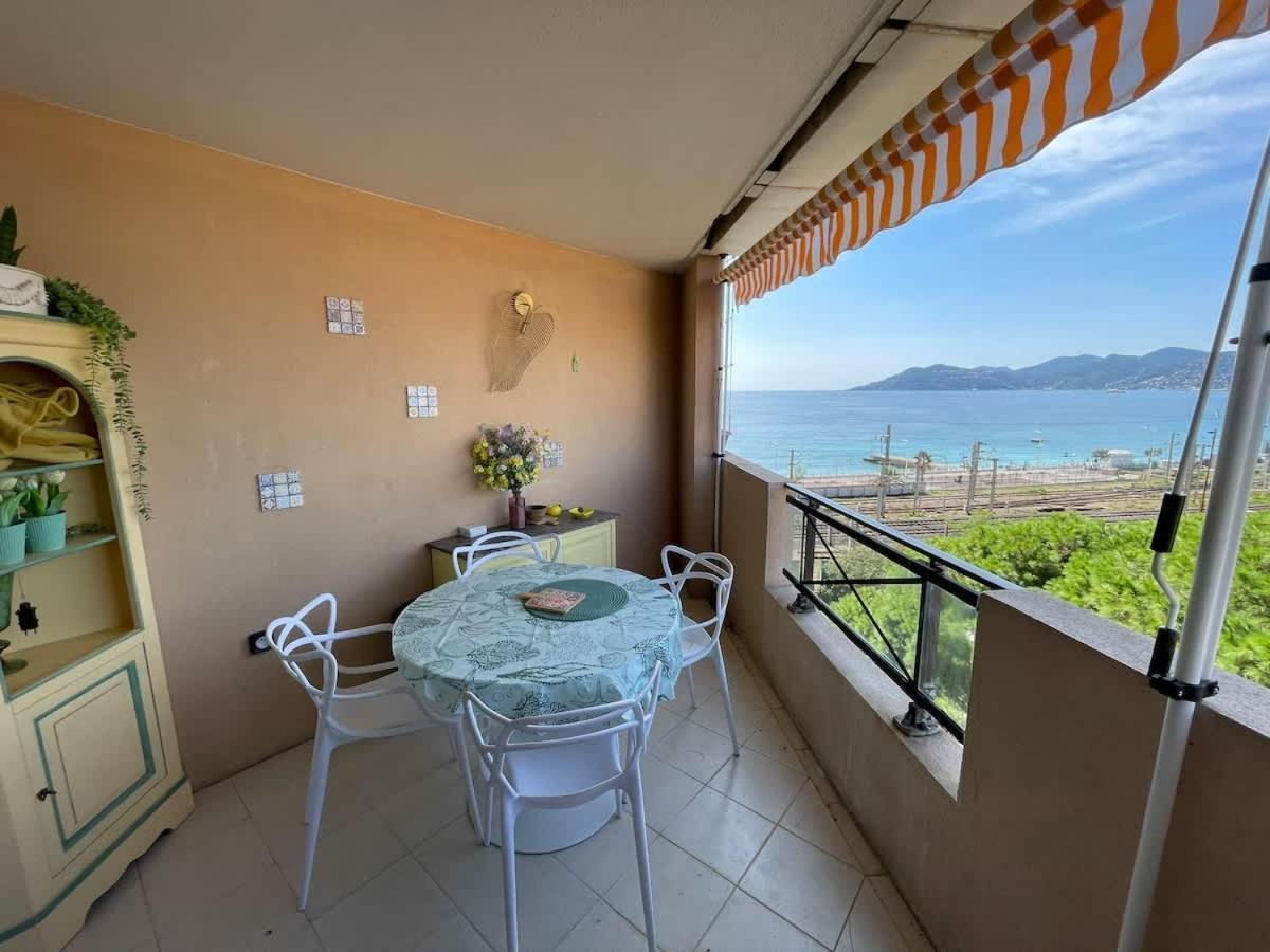 Le 497 - Vue Et Piscine Cannes
